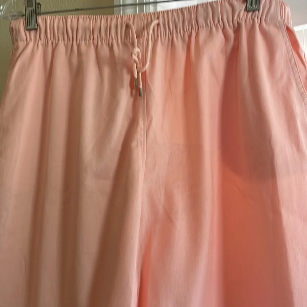Coral Bay Ladies Shorts Size L - NWT